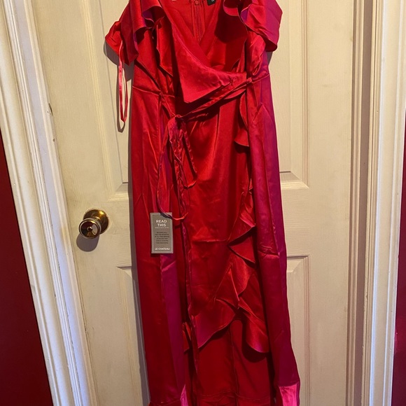 Beautiful red flowing ruffled  Le chateau dress size XXL - Picture 2 of 5